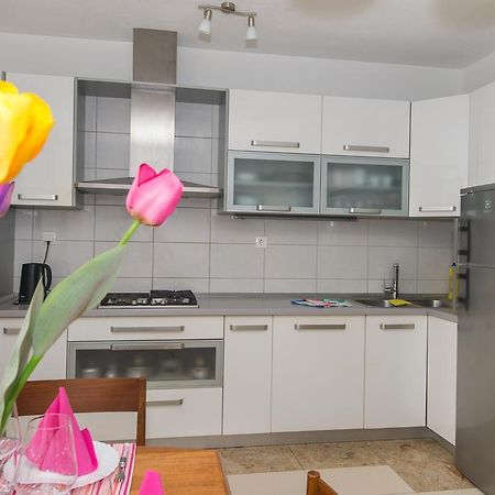 מאקרסקה Apartments Marieta מראה חיצוני תמונה