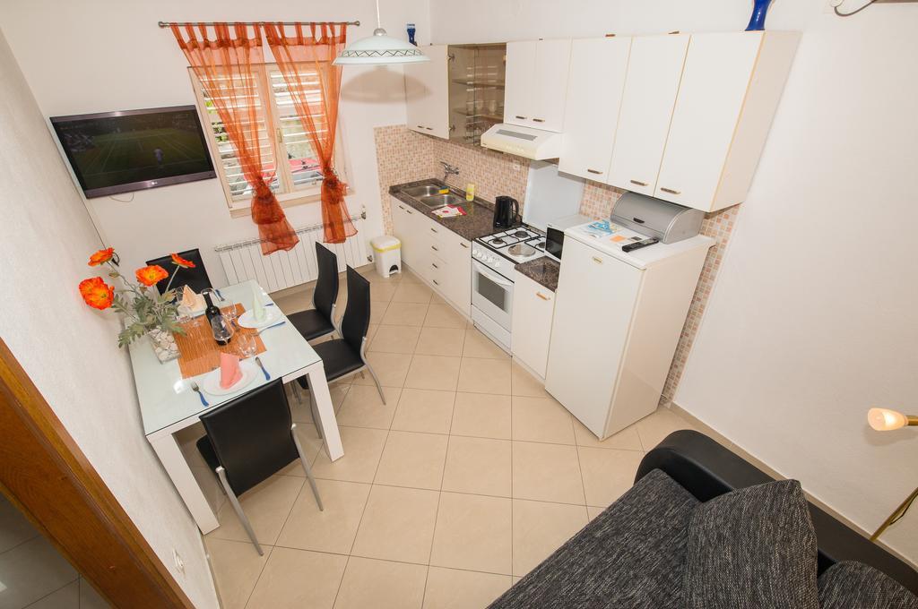 מאקרסקה Apartments Marieta מראה חיצוני תמונה