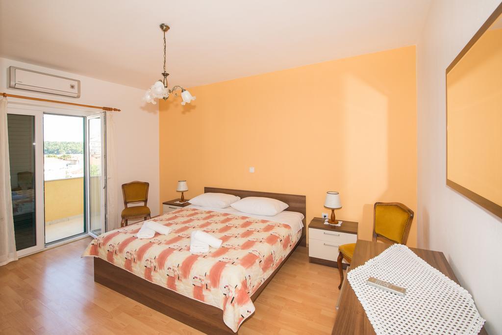 מאקרסקה Apartments Marieta מראה חיצוני תמונה