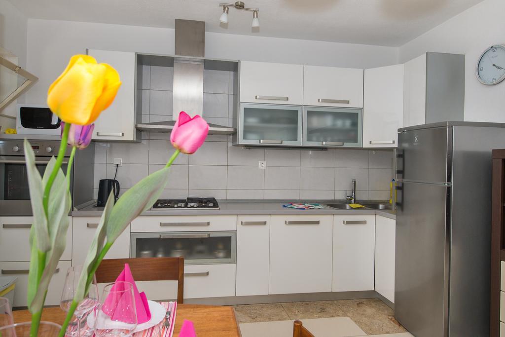 מאקרסקה Apartments Marieta מראה חיצוני תמונה